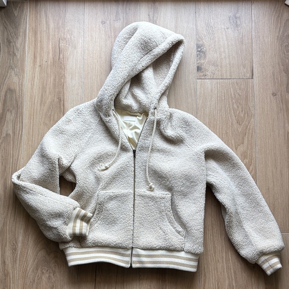 MOTHER Jackets & Blazers - MOTHER Women’s Cream Teddy/ Sherpa Zip Hoodie